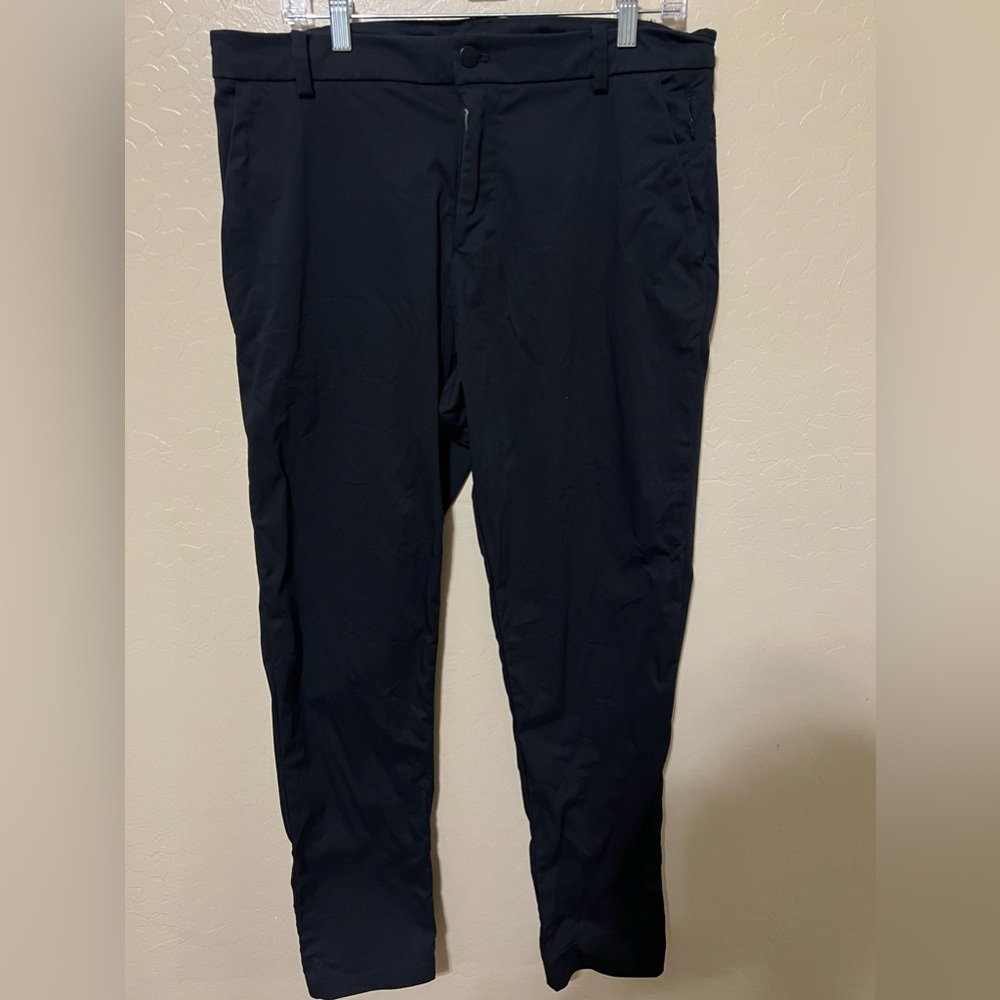 Lululemon Men’s Commission Pant 34x30 Black Good Condition